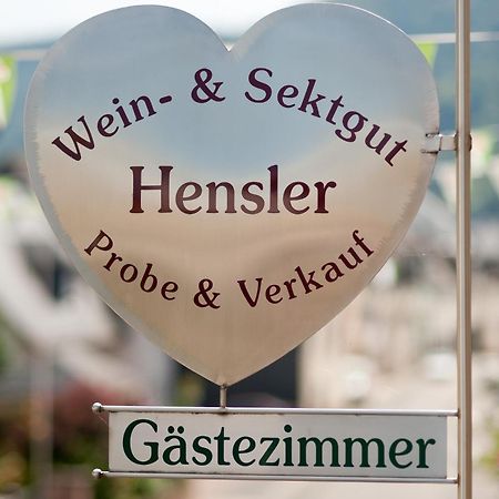 Wein- Und Sektgut Markus Hensler Бридель Экстерьер фото